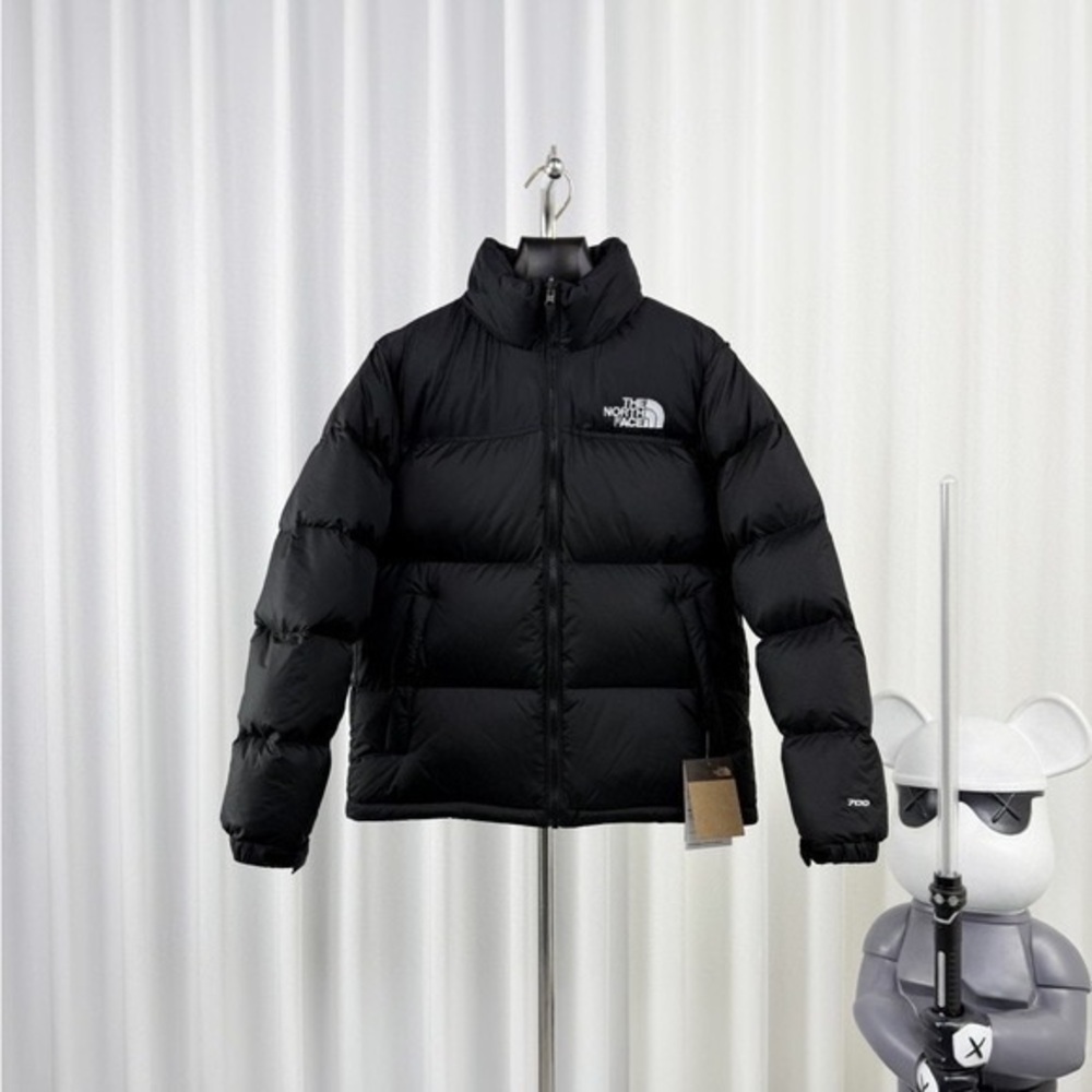 NWT The North Face 1996 Retro Nuptse Jacket 700 Down Puffer Jacket